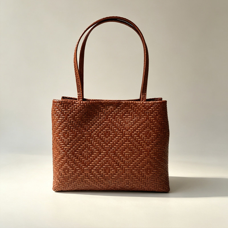 Mendy Genuine Leather Woven Pi - đánh giá và giá Leatherwork Designs